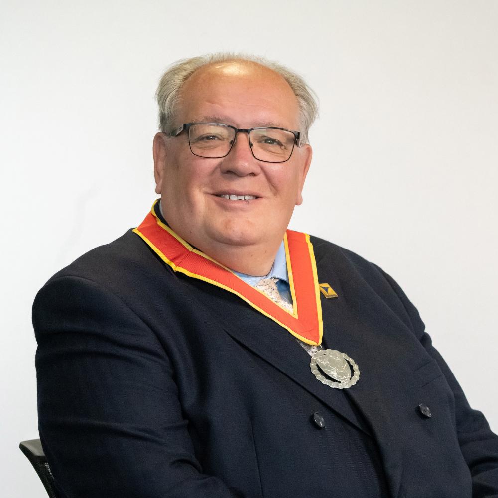 Portrait Councillor David Roach - Vice-Chairman of the Council 