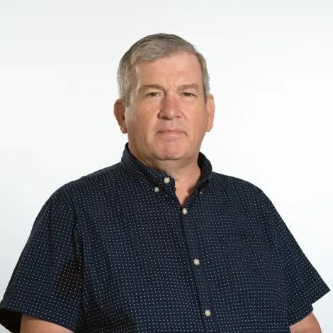 Cllr Gary Keogh wearing short sleeve shirt