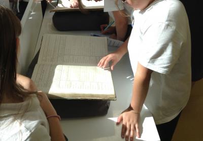 Suffolk Archives Pupils from Occold Primary School on a visit to The Hold