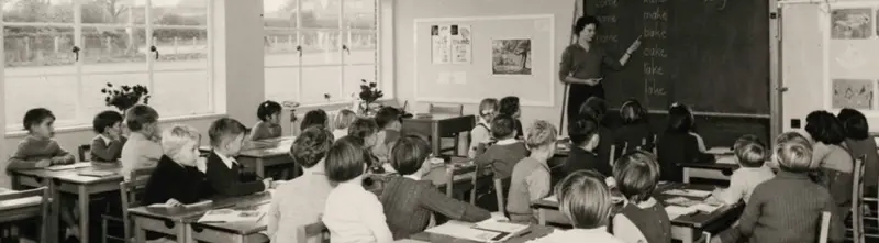 Suffolk Archives A primary school classroom in Newmarket pre 1974