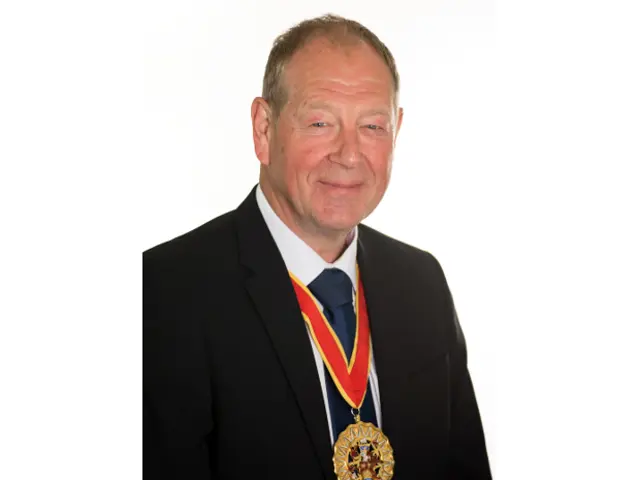 Councillor Robert Everitt